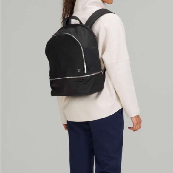 Lululemon City Adventurer Backpack 17L BlacK NWT $128 - Picture 2 of 7